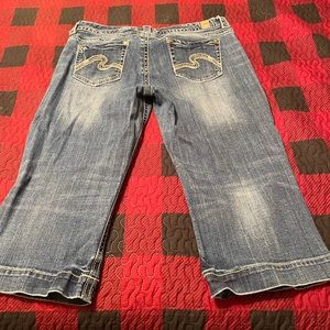 Maurices Blue Jean Crop style pants, size 15/16